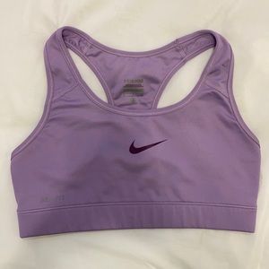 Nike Dri-Fit Swoosh Sports Bra
